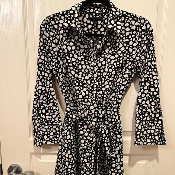 Banana Republic Dresses & Skirts - Banana Republic Dress (NEVER USED!)
